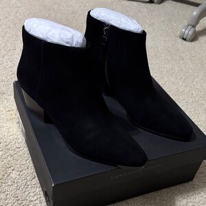Banana Republic Elegant Black Ankle Booties